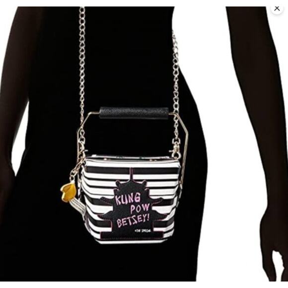NWT Betsey Johnson Takeout Box Crossbody Purse Chinese Kung Pow Fortune Charm - Picture 3 of 11